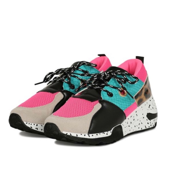 Women’s Payless Brash Sneakers Size 6 - Picture 5 of 5